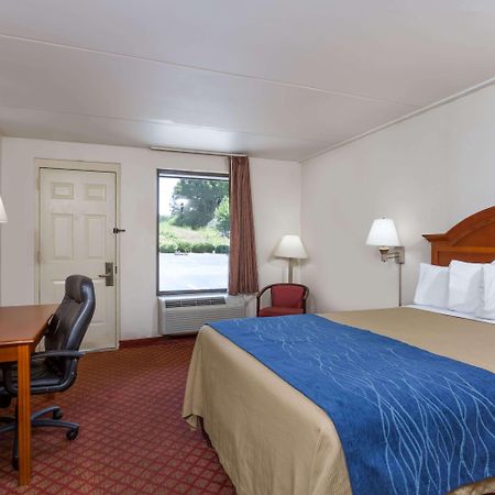 Days Inn By Wyndham Winston Salem North Extérieur photo