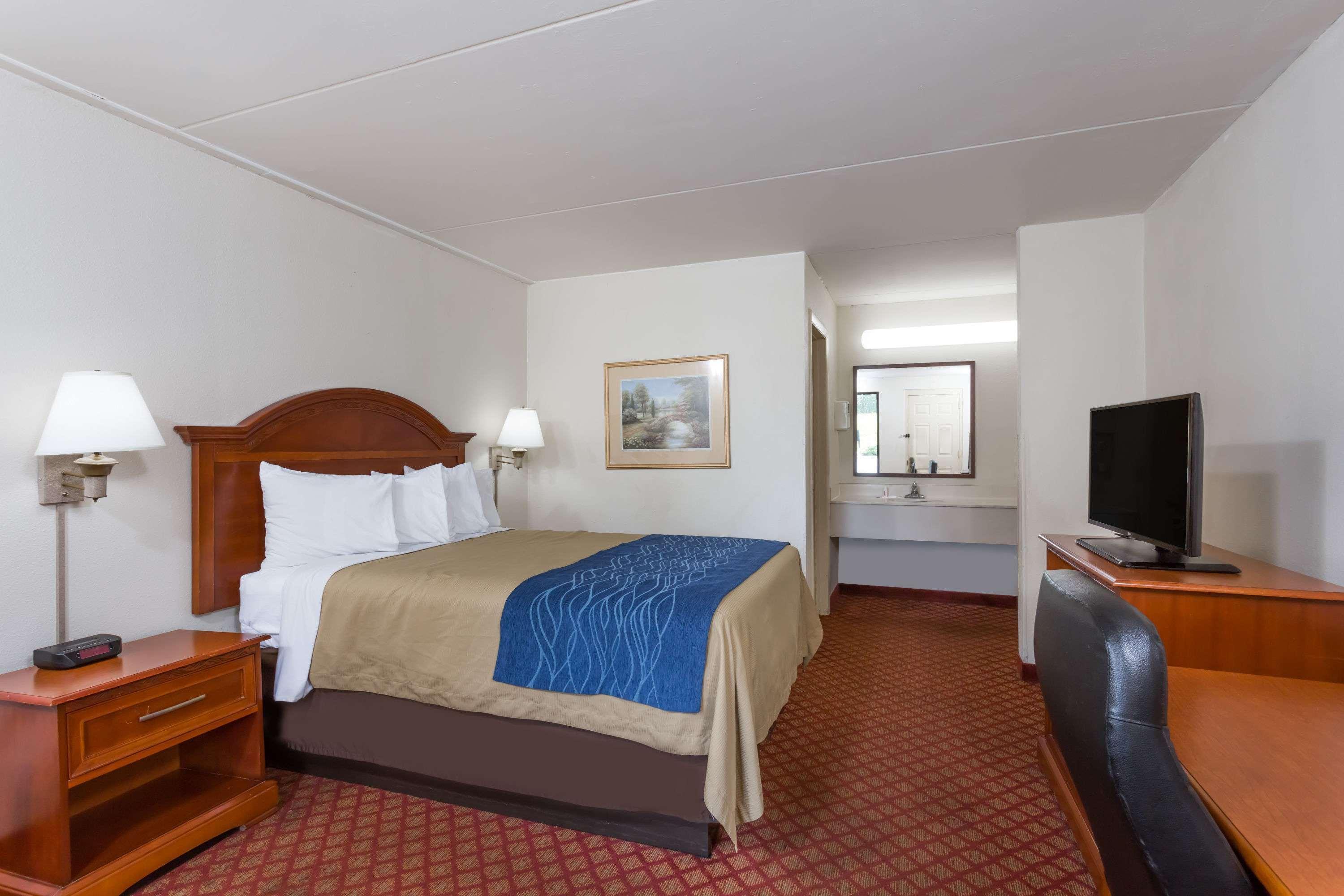 Days Inn By Wyndham Winston Salem North Extérieur photo