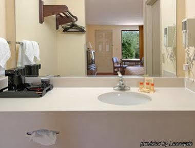 Days Inn By Wyndham Winston Salem North Extérieur photo