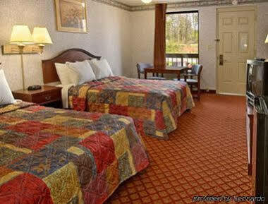 Days Inn By Wyndham Winston Salem North Extérieur photo
